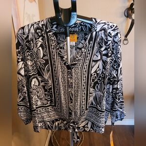 NWT Ruby Rd Black & White Floral Tie-Hem Women's Top